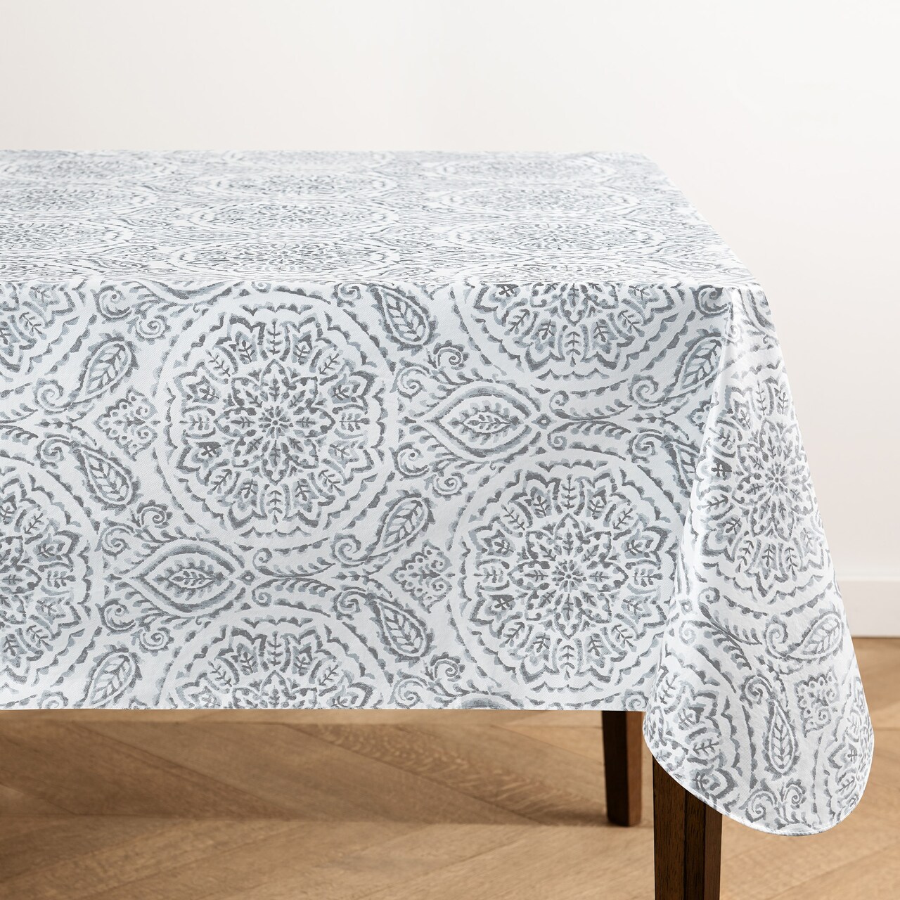 Threadmade Home Savannah Boho Paisley Printed Vinyl Indoor/Outdoor Tablecloth, Gray - 52"W x 52"L Square